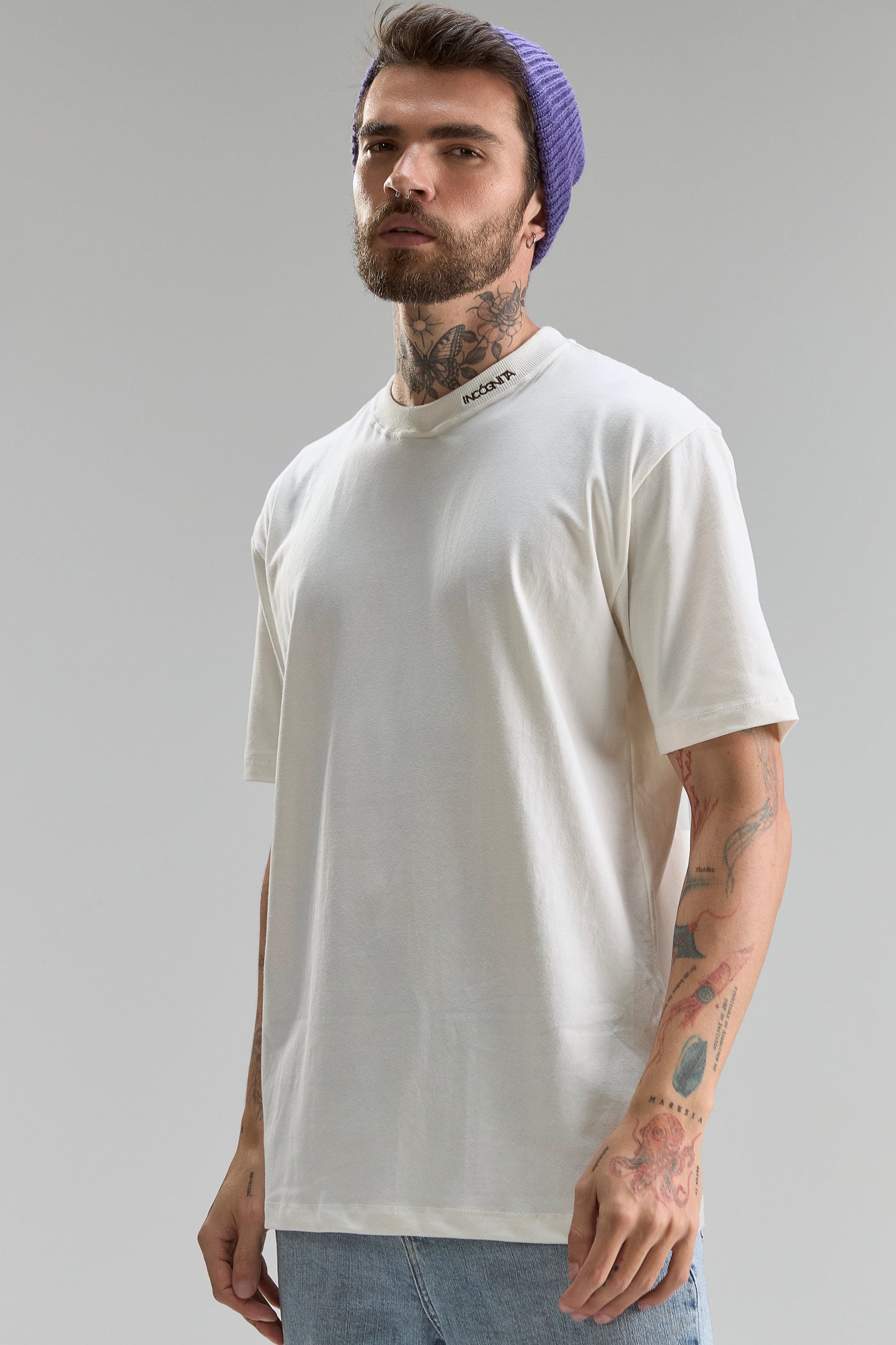 CLASSIC T-SHIRT