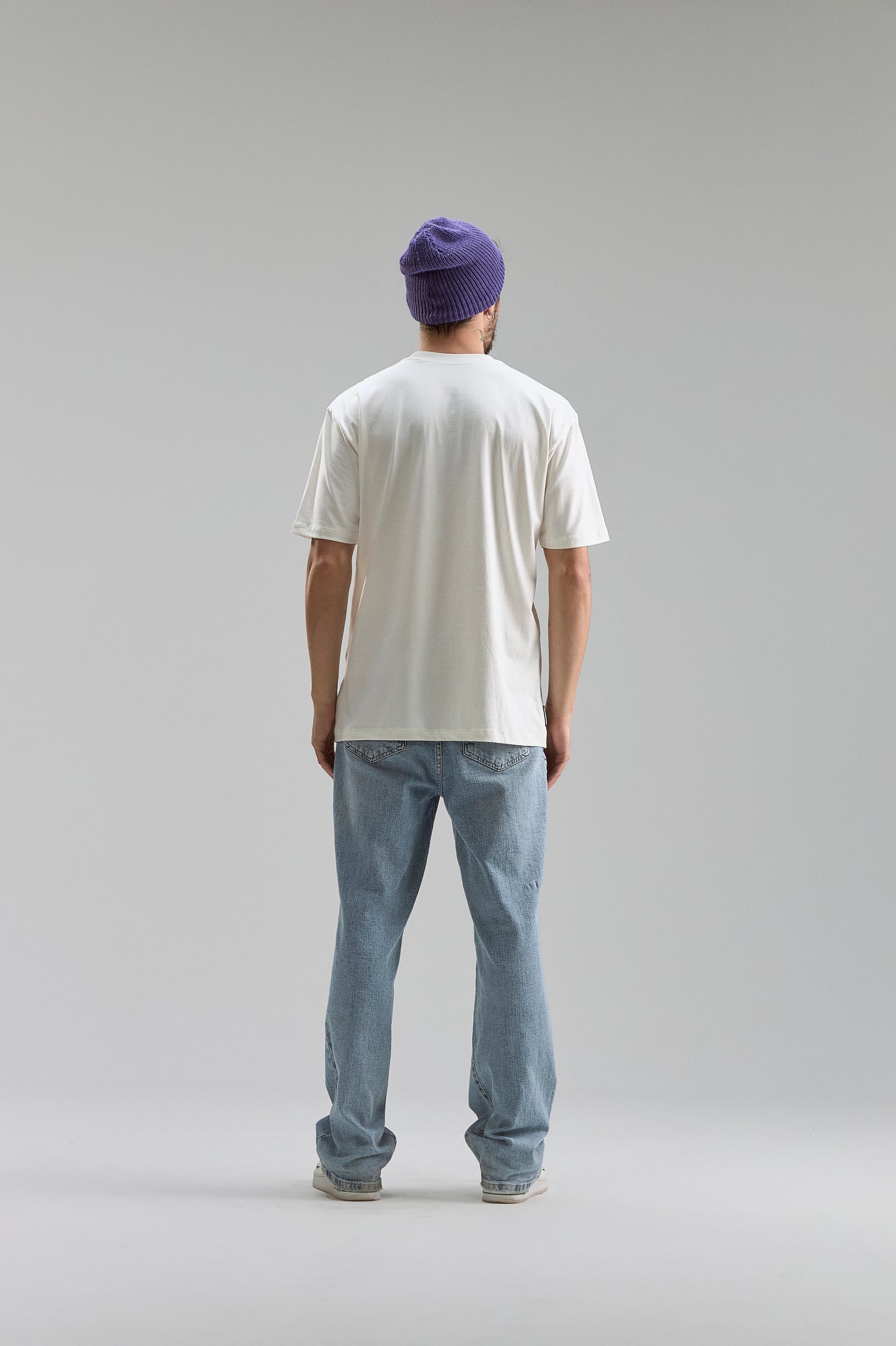 CLASSIC T-SHIRT