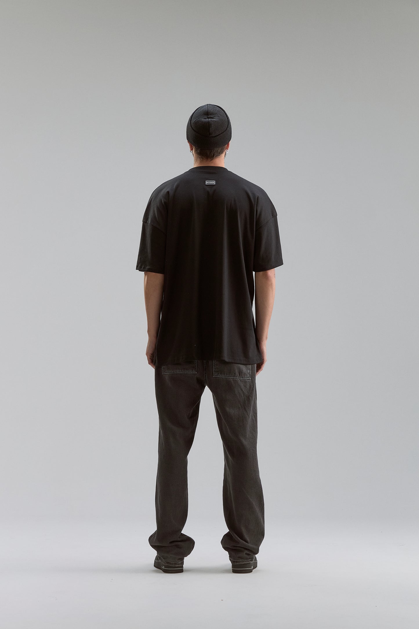 OVERSIZED MINIMAL