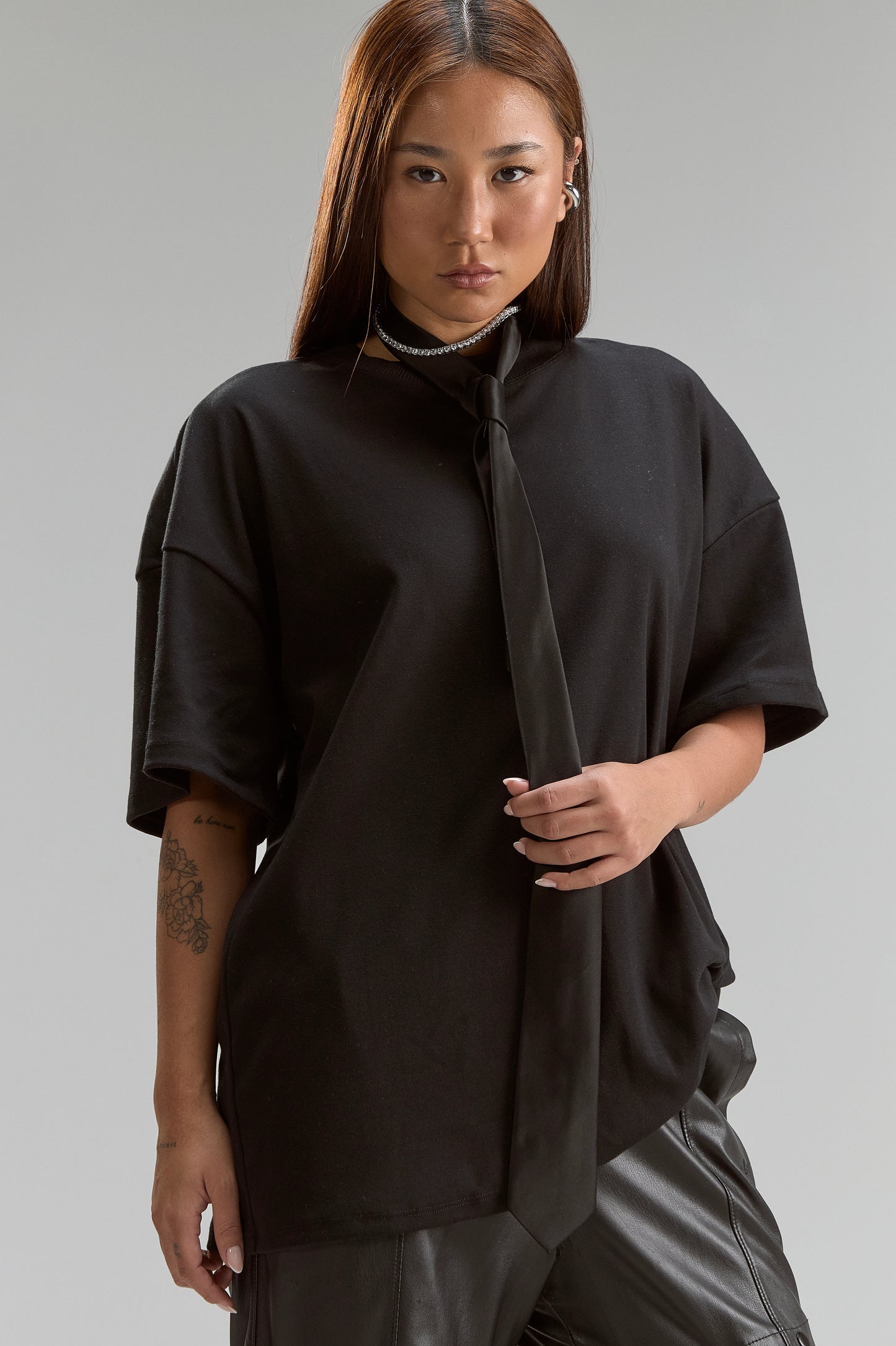 OVERSIZED MINIMAL